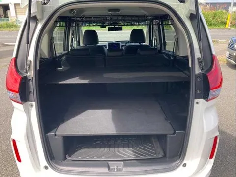 Honda Freed Plus