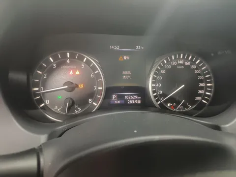 Infiniti Q50L