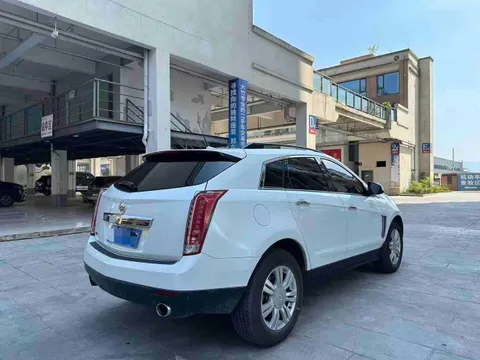 Cadillac SRX