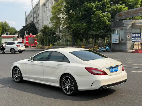 Mercedes-Benz Mercedes-Benz CLS
