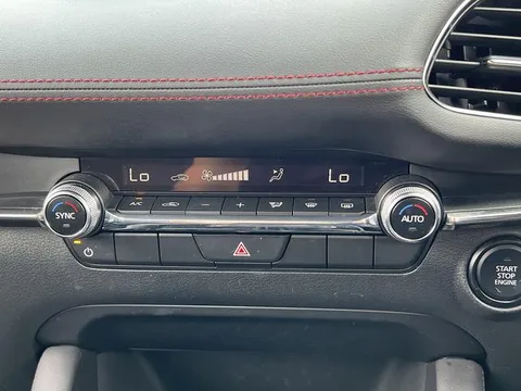 Mazda MAZDA3 Sedan