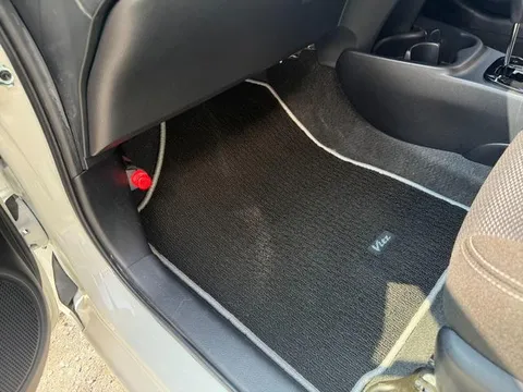 Toyota Yaris (Vitz)