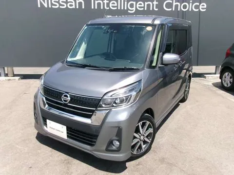 Nissan Dayz Roox