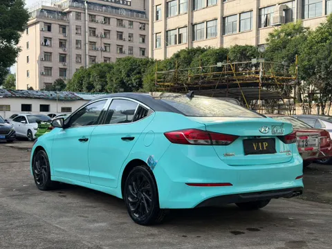 Hyundai Elantra (Avante)