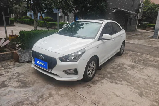 Hyundai Reina