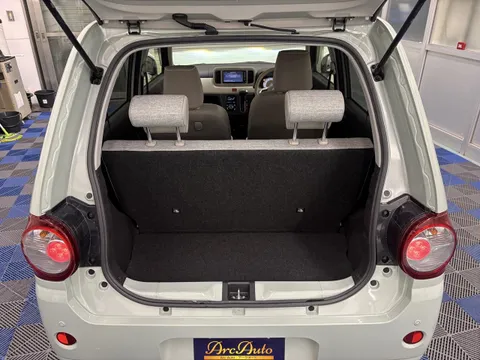 Daihatsu Mira Tocot