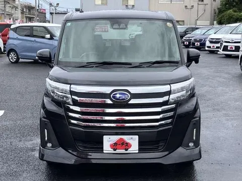 Subaru Justy Minivan