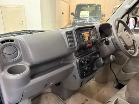 Nissan Clipper