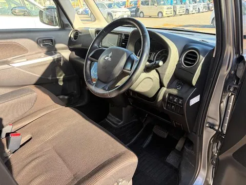 Mitsubishi eK Space Custom
