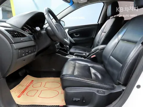 Renault SM3