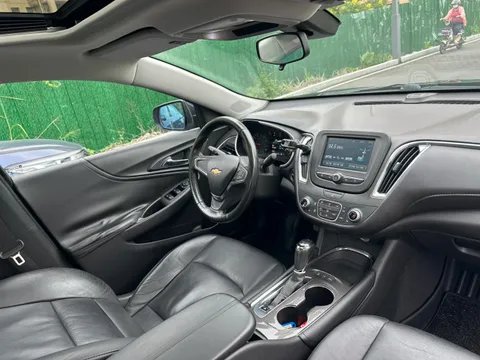 Chevrolet Malibu XL