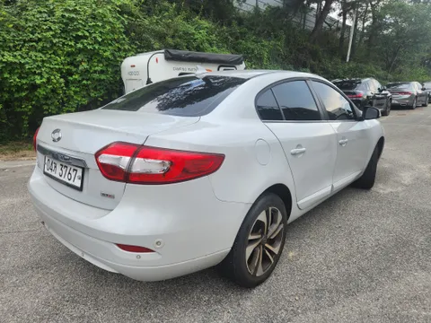 Renault SM3