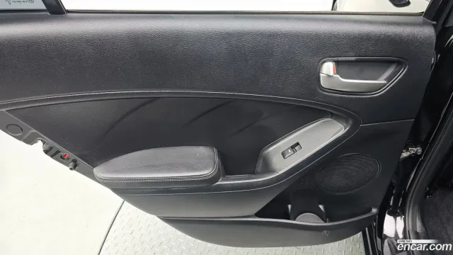 Kia Cerato (K3)