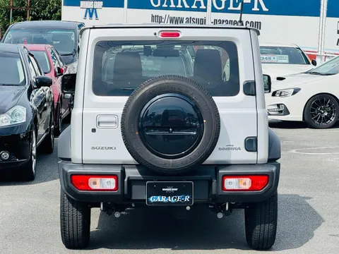 Suzuki Jimny Sierra