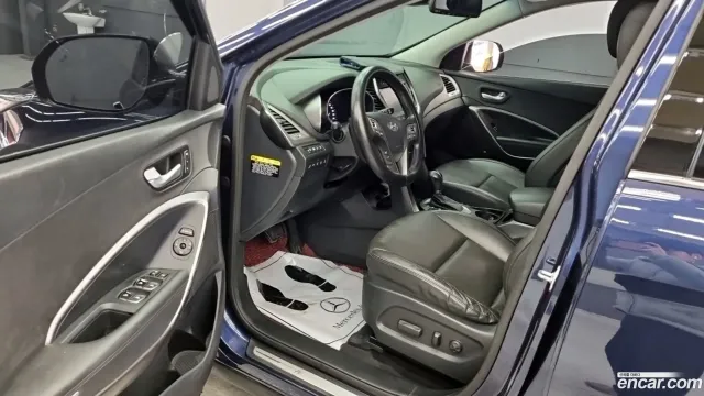 Hyundai Grand Santa Fe (Maxcruz)