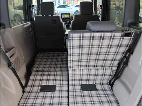 Honda N-BOX Joy