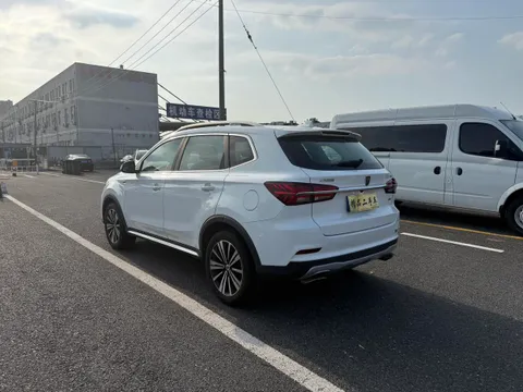 Roewe RX5