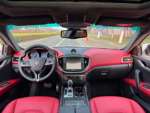 Maserati Ghibli