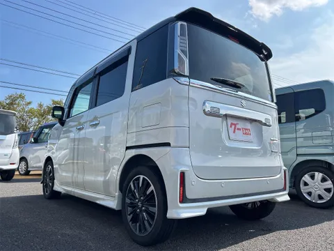 Suzuki Spacia Custom