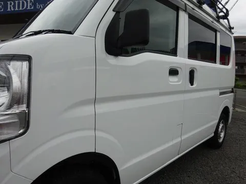 Nissan Clipper