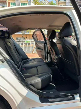Infiniti Q50L