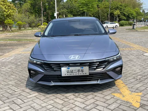 Hyundai Elantra (Avante)