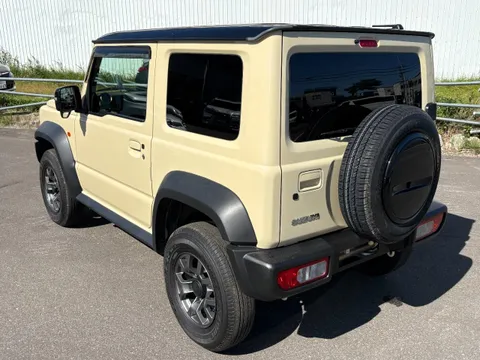 Suzuki Jimny Sierra