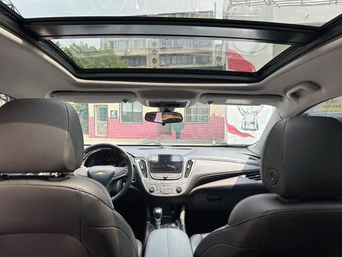 Chevrolet Malibu XL