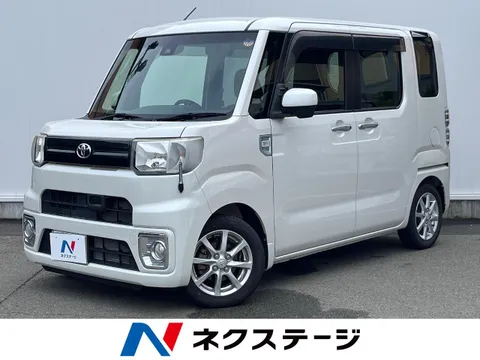 Toyota Pixis Mega