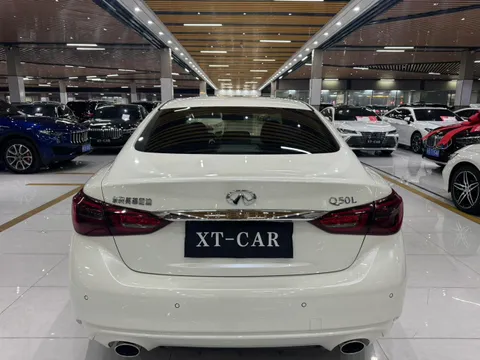 Infiniti Q50L