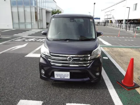 Nissan Dayz Roox