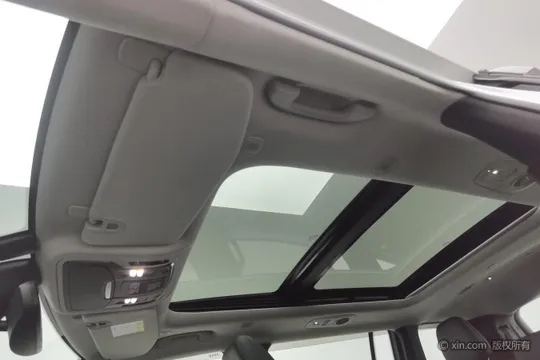 Jeep Grand Commander