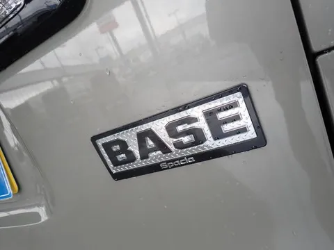 Suzuki Spacia Base