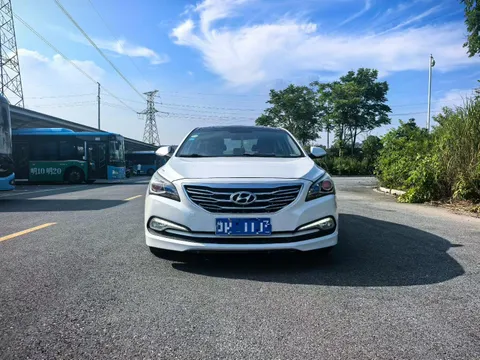 Hyundai Mistra