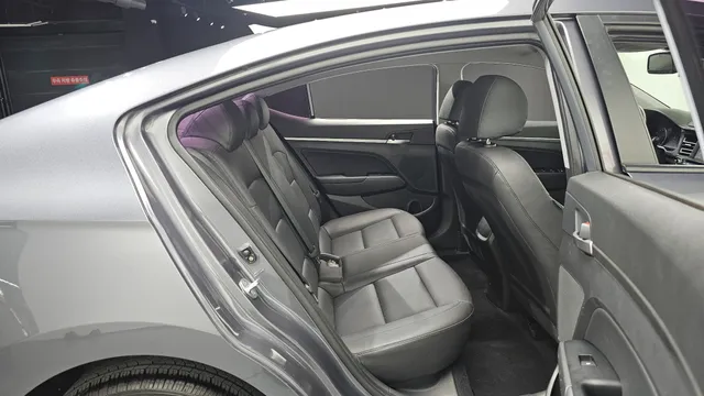 Hyundai Elantra (Avante)