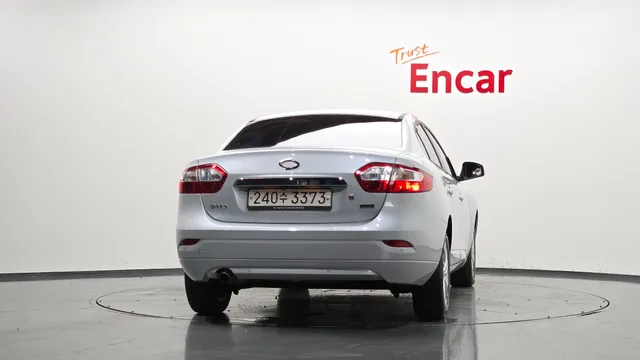 Renault SM3