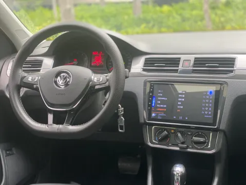 Volkswagen Santana
