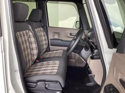 Honda N-BOX Joy