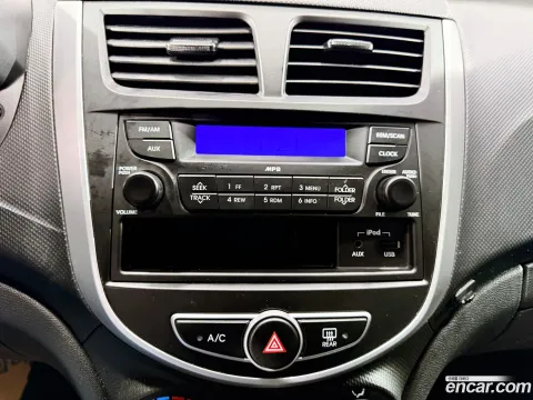 Hyundai Accent