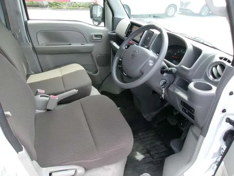 Nissan Clipper