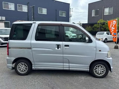 Daihatsu Atrai Wagon