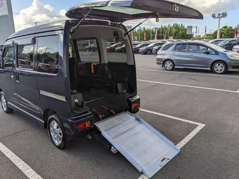 Daihatsu Atrai Wagon