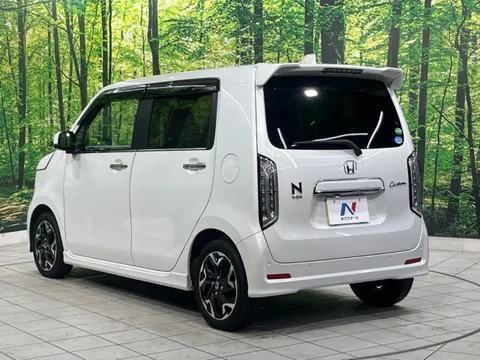 Honda N-WGN Custom