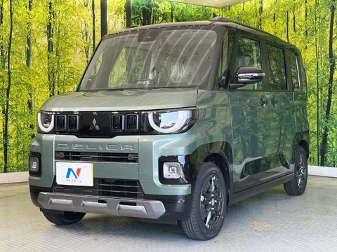 Mitsubishi Delica Mini