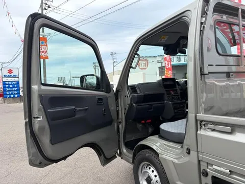 Suzuki Carry Track