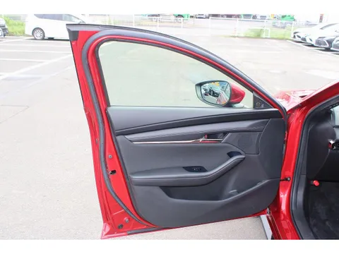 Mazda MAZDA3 Fastback