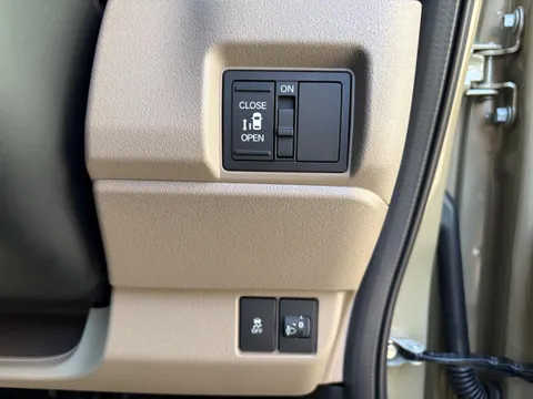 Honda N-BOX Joy