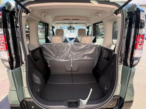 Mitsubishi Delica Mini