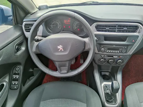 Peugeot 301