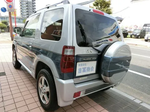 Mitsubishi Pajero Mini